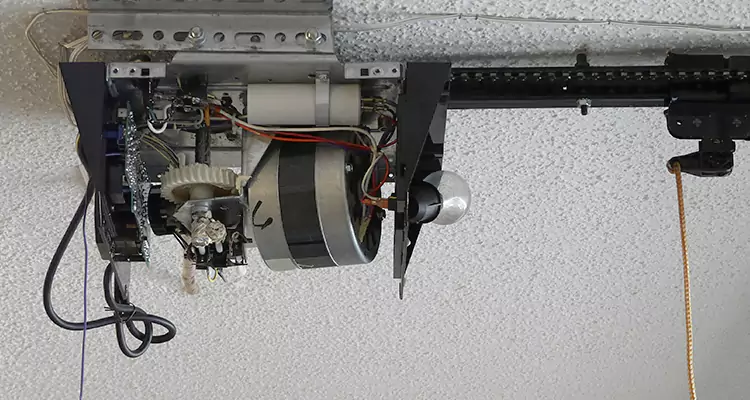 Emergency Garage Door Opener Repair in Milpitas, CA