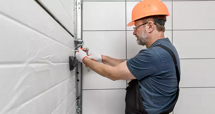 Emergency Garage Door Repair in Milpitas, CA