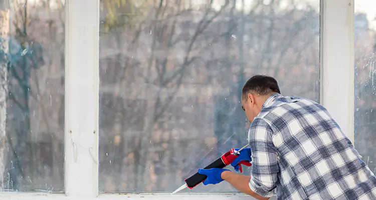 Repair Sliding Closet Doors Not Moving in Milpitas, CA