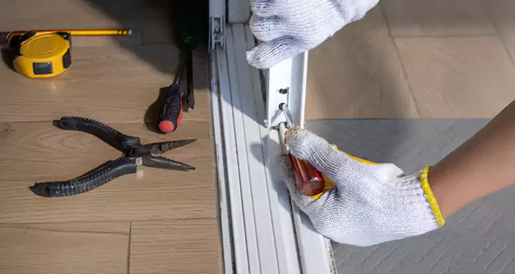 Closet Sliding Door Track Repair in Milpitas, CA
