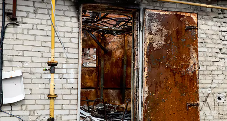 Metal Door Rust Repair in Milpitas, CA
