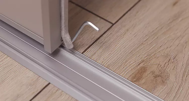 Squeaky Sliding Door Repair in Milpitas, CA