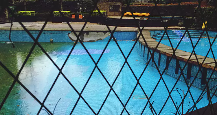 Lanai Screen Repair in Milpitas, CA