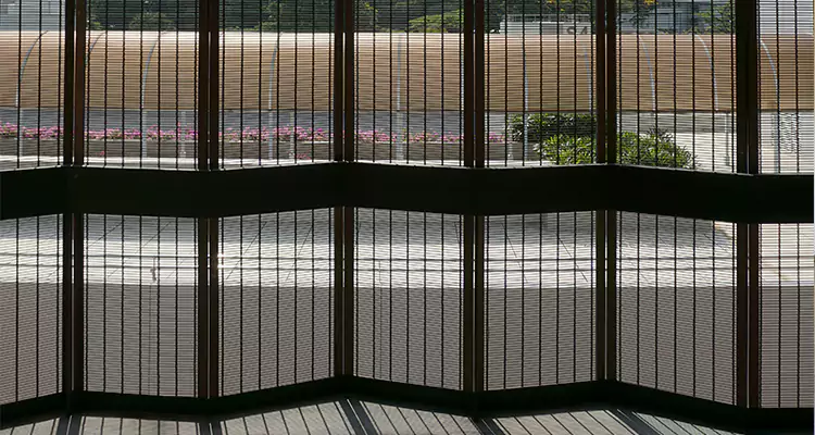 Front Screen Door Repair in Milpitas, CA